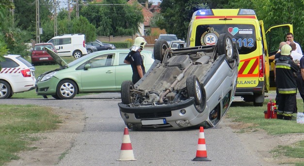 A vétlen fejreállt