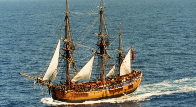 Nem engedték kikötni James Cook hajójának mását Új-Zélandon