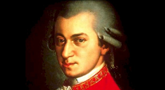 Miért takarta el Mozart a fülét?