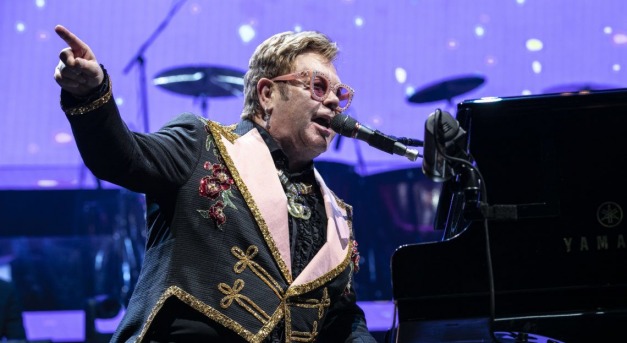 Elton John adománya az ausztrál tűzvész áldozatainak