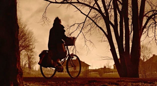 Biciklivel üldözte a rablót a 74 éves néni