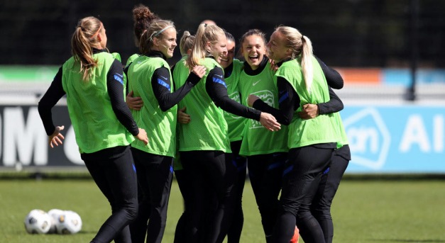 Nők és férfiak együtt léphetnek pályára a holland amatőr labdarúgó-bajnokságokban