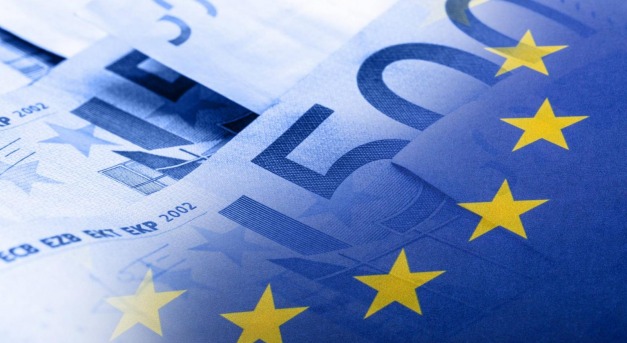 A kormány leginkább magával fog konzultálni