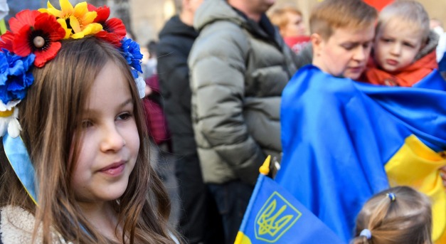 Toptermék lett az ukrán zászló