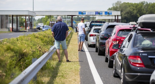 Eldőlt: brutális drágulás jön a magyar autópályákon