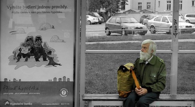 Hamis buszmegállókkal óvják a demens betegeket