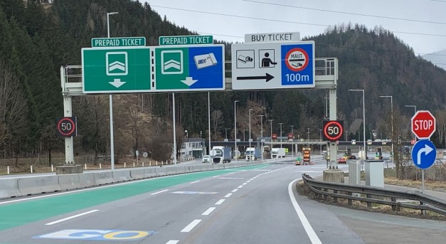 Matrica mellett szakaszdíjat is fizetni kell az osztrák autópályán