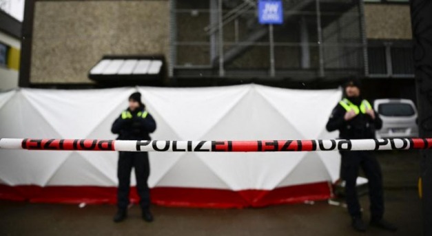 Egy 35 éves közgazdász lövöldözhetett Hamburgban, egy magzattal is végzett