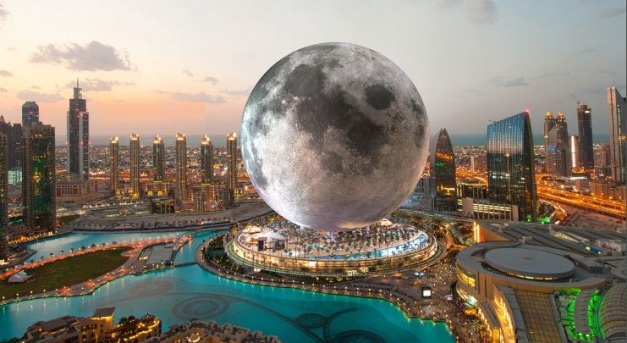 A dubaji, Hold alakú hotelben egy 10 ezer fős stadion is elfér