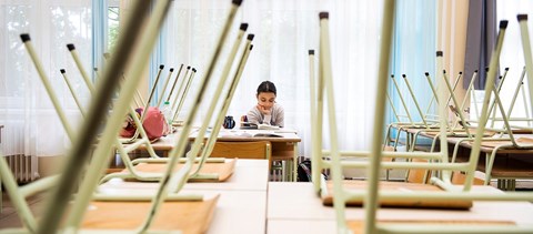 Az egyházi iskolákban is a tanárok tömeges pályaelhagyásától tartanak