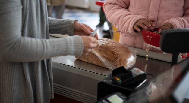 Így készülnek a boltok a készpénzfelvételre