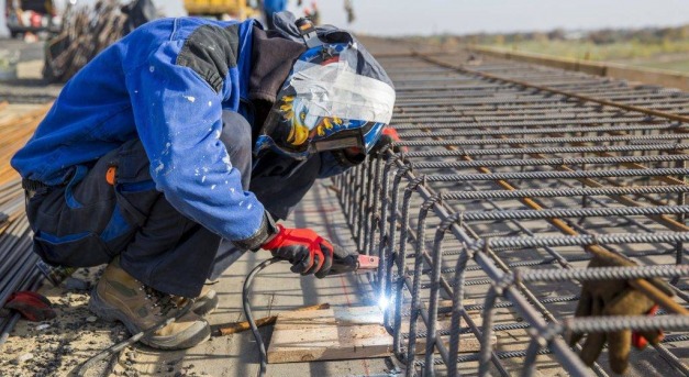 Ki felelős a munkavédelmi tájékoztatásért?