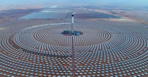 Marokkó a világ legnagyobb naperőművét építette meg a sivatagban