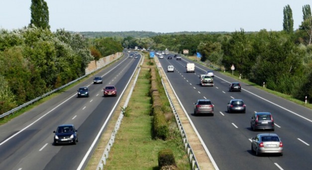 Mennyire veszélyes Magyarországon autózni?