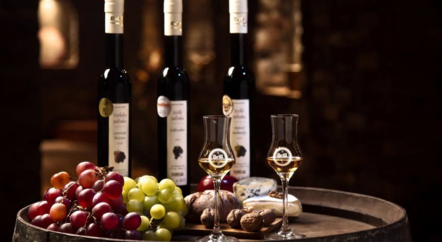 Karácsonyra: Champion és aranyérmes Brill-pálinkák