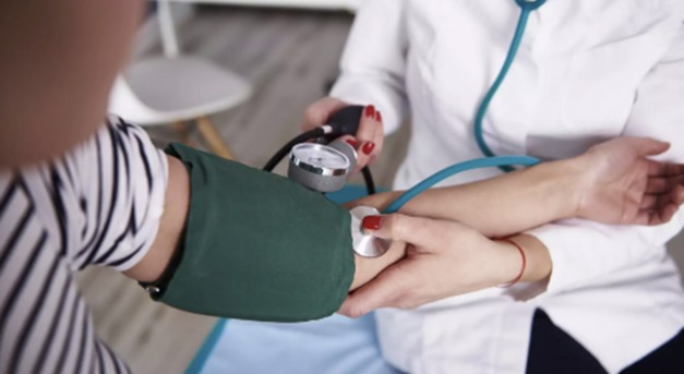 Hálapénz-probléma után kettőspraxis