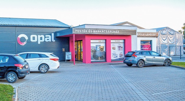 Mindent egy helyen Tolnán