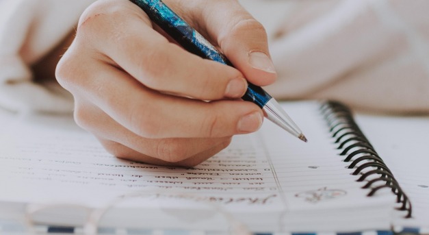 Kézzel írás vagy gépelés?