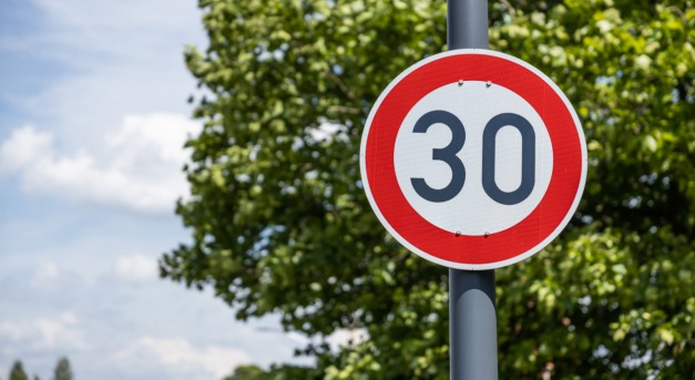 Követjük Norvégiát: csökkenő sebességhatár az utakon